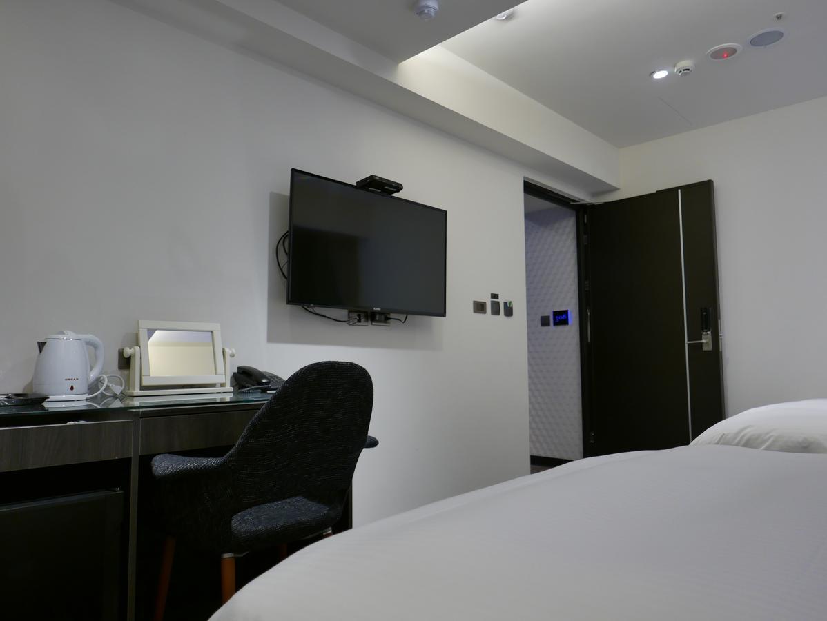 Ours Inn II Taipeh Exterior foto
